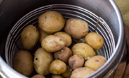 Insalata di patate, baccalà e olive taggiasche in compagnia di Juls' Kitchen