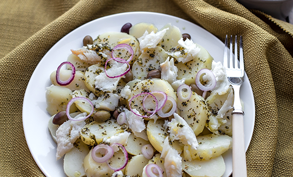 Insalata di patate, baccalà e olive taggiasche in compagnia di Juls' Kitchen