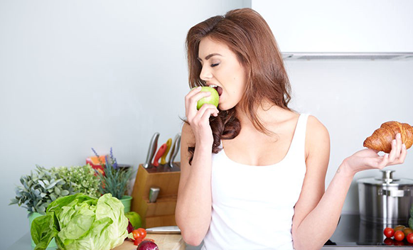 Consumare pasti in modo regolare: un aiuto a dieta e salute
